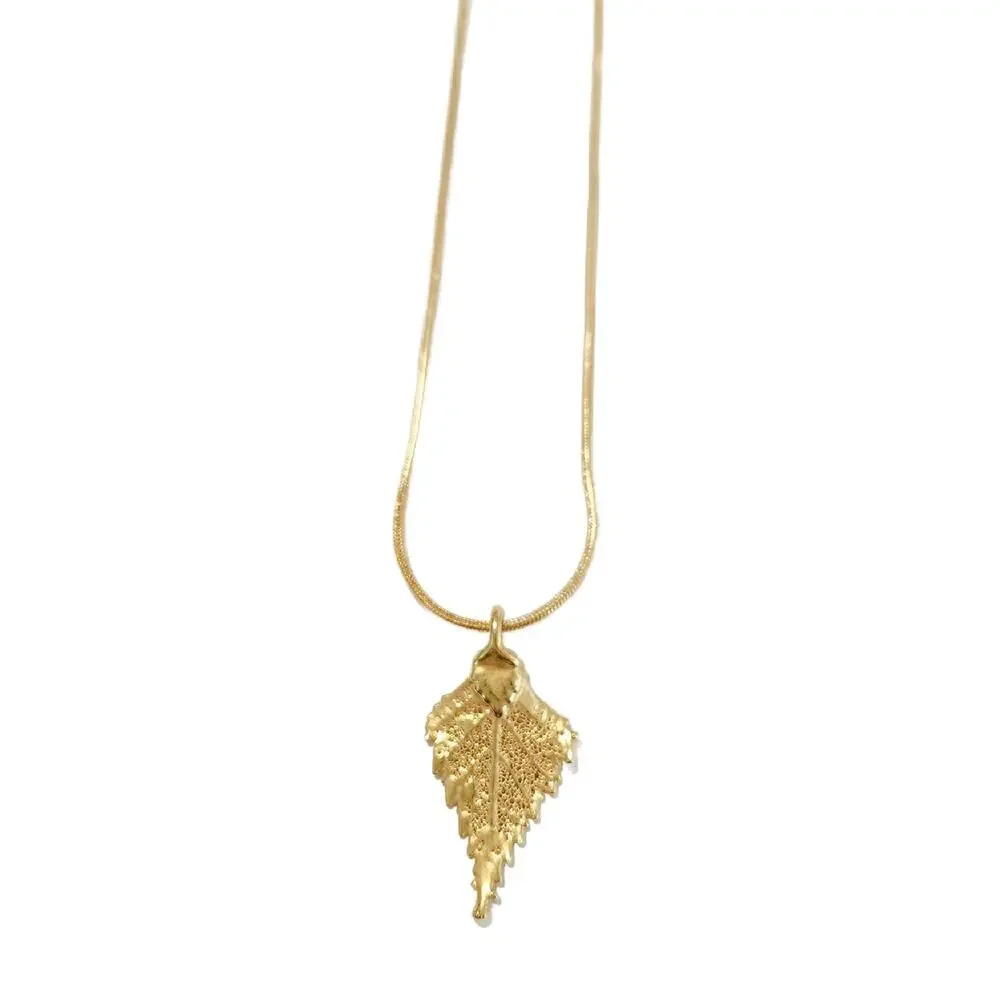 Vintage Gold Plated SERPENTINE Chain with Gold Leaf Pendant, Minimalist Necklace